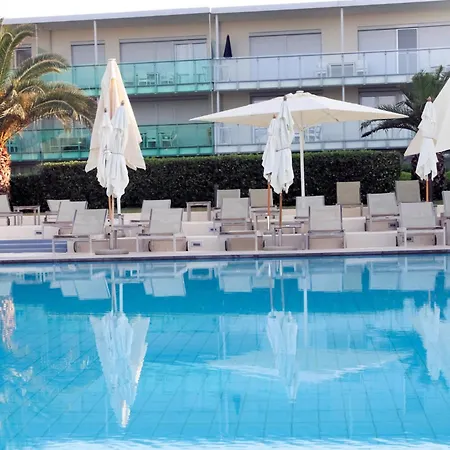 Nikola Luxury Senia Apartment