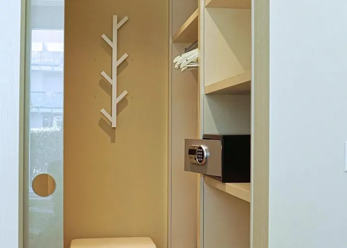 Nikola Luxury Senia Петрчане