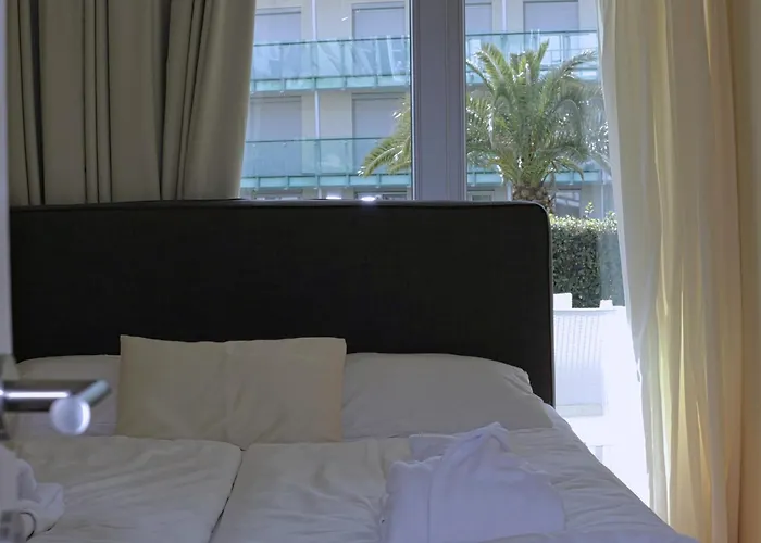 Nikola Luxury Senia Апартаменты Петрчане