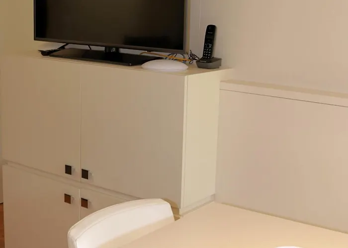 Nikola Luxury Senia Апартаменты *