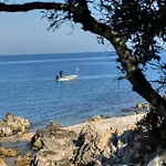 Nikola Luxury Senia Apartman
