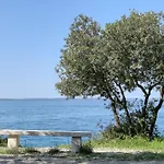 Nikola Luxury Senia Apartman Petrčane