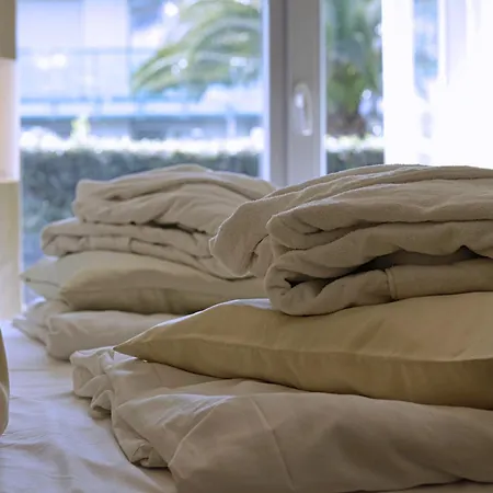 Nikola Luxury Senia Apartment