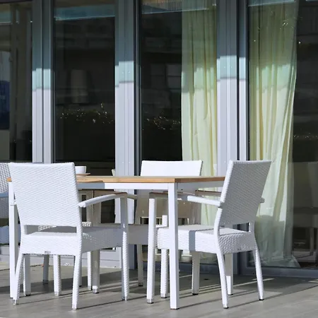 Nikola Luxury Senia * פטרצ'אנה