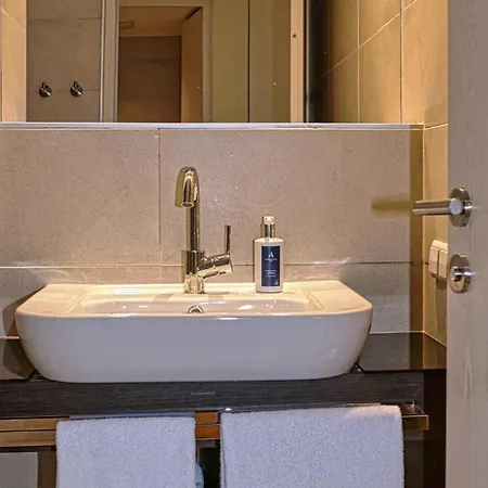 Nikola Luxury Senia Appartement *